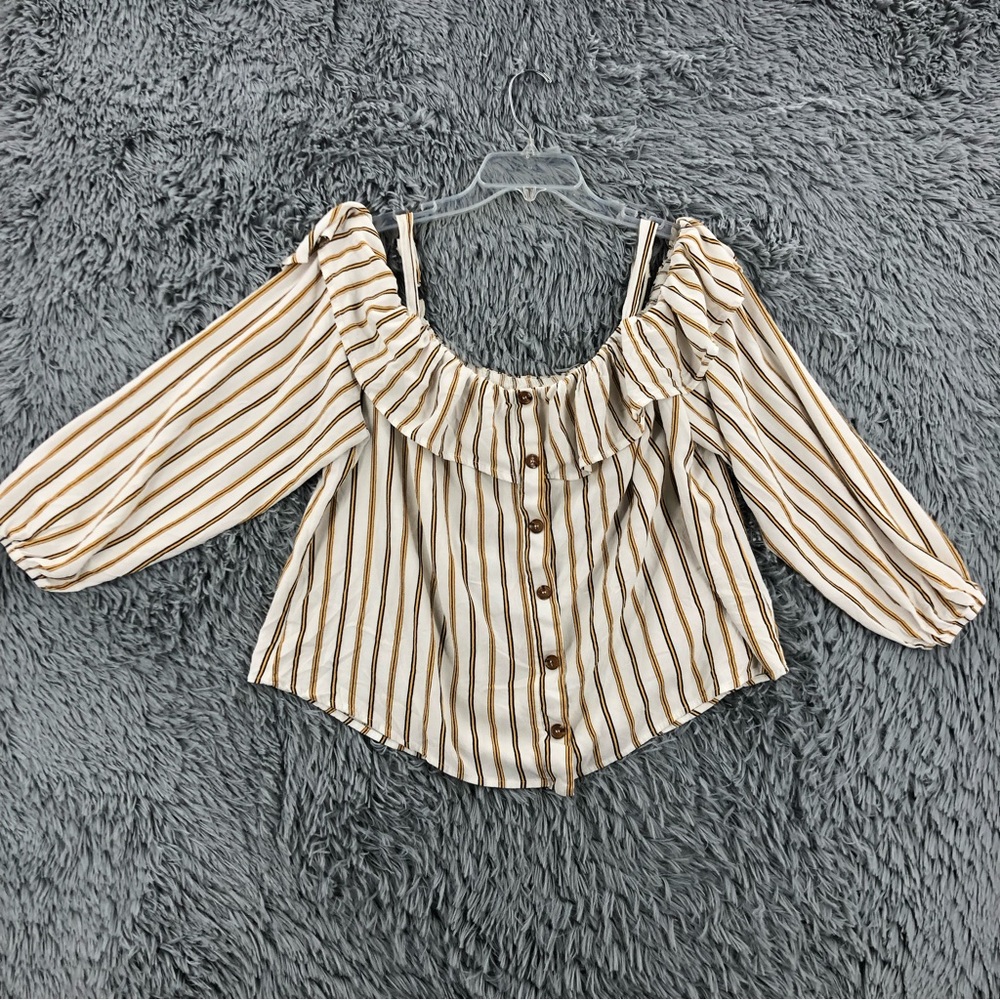 Maurices Shirt Womens Size 0 (14w) Off Shoulder Ruffle Adjustable Straps Top